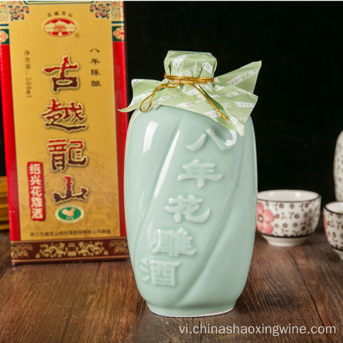 Rượu vang Celadon Hua Diao ở độ tuổi 8 năm